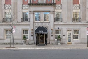 Gorgeous Residence facing Ritenhouse Square!