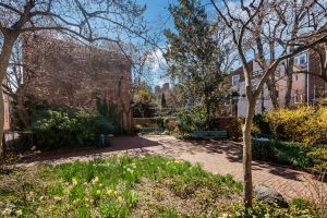 Historic Townhouse with Parking!